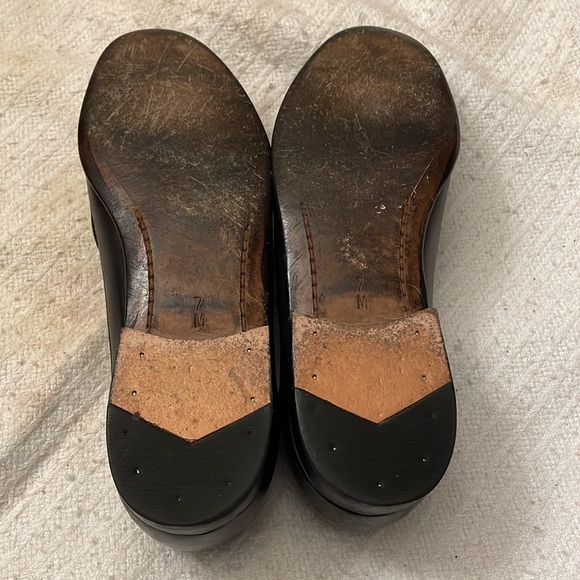 Size 7 Ballys snake skin loafers. Shoe trees included. Rarely worn. - Picture 6 of 7